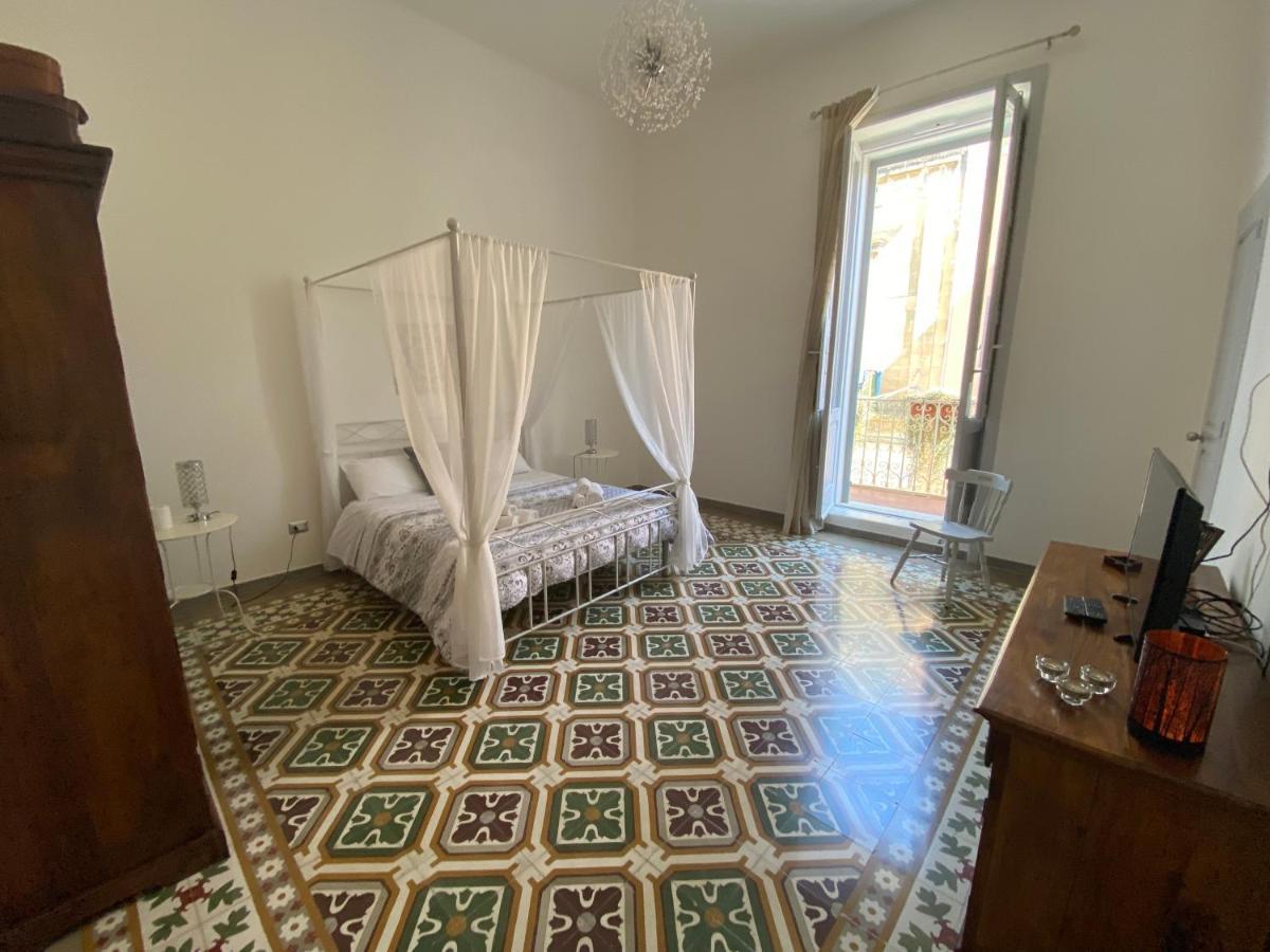 La Casa Di Nonna Titina Apartment Lecce Exterior photo